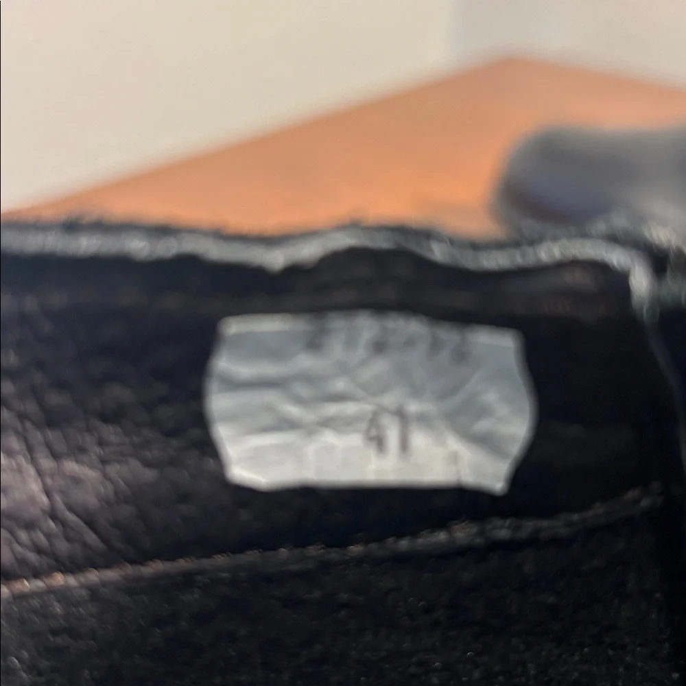 Women’s Naot Helm black leather/suede ankle booties size 41EU/10US - Picture 8 of 9